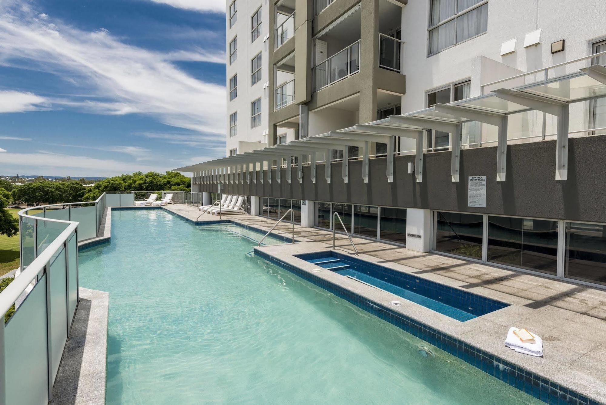 Oaks Ipswich Aspire Suites Extérieur photo