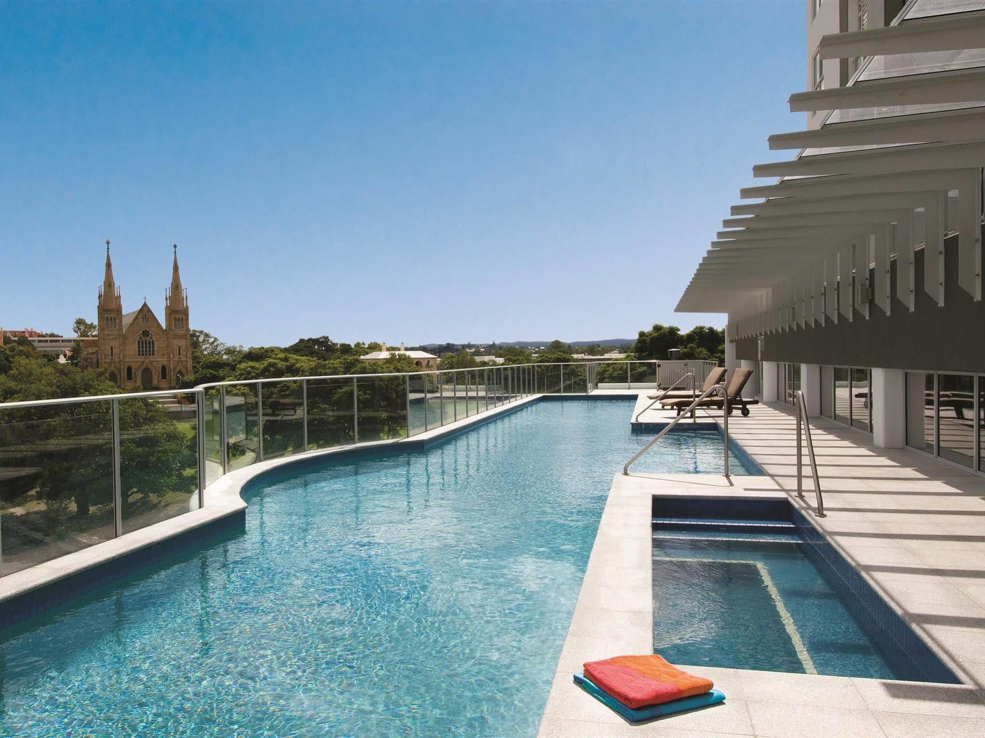 Oaks Ipswich Aspire Suites Extérieur photo