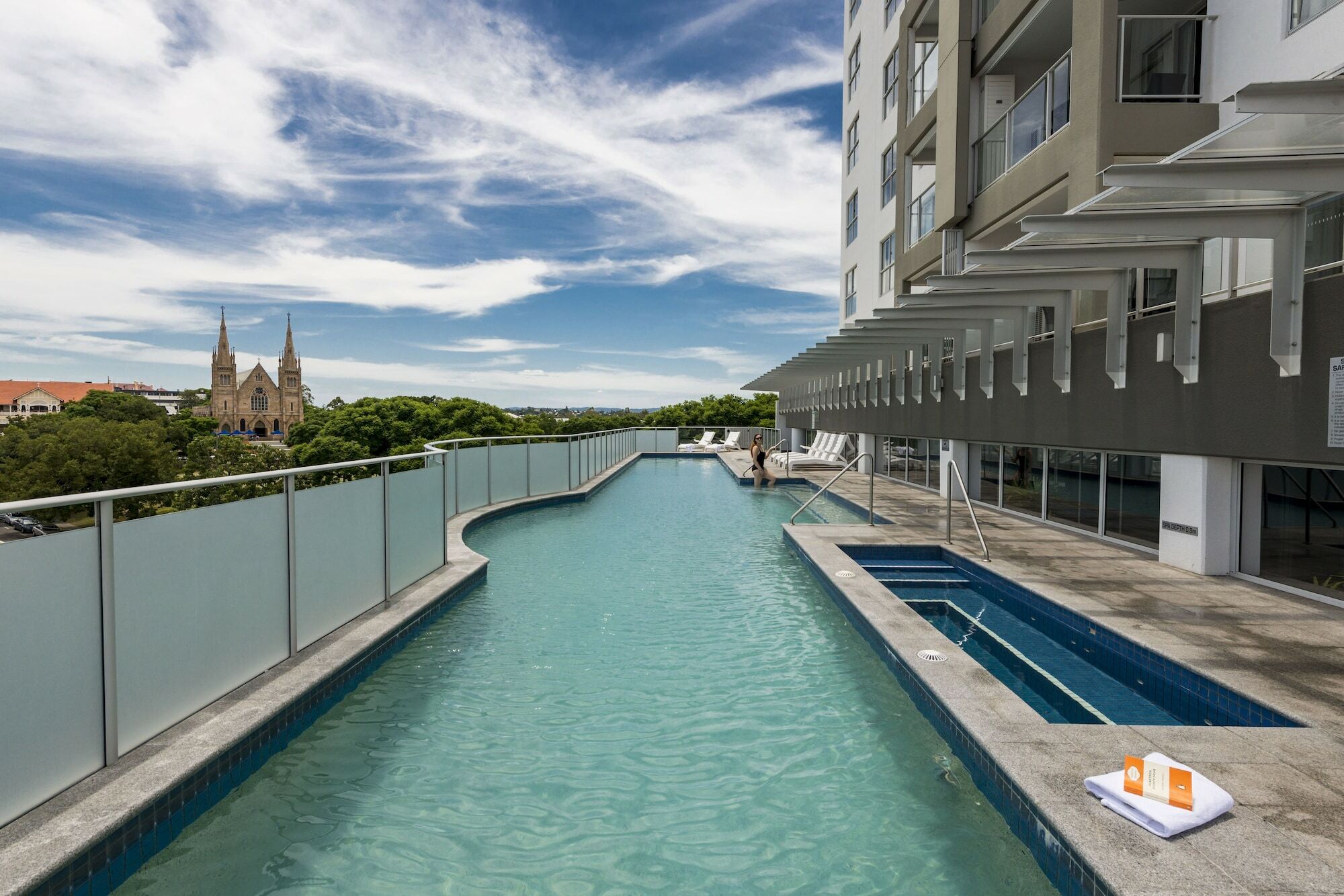 Oaks Ipswich Aspire Suites Extérieur photo